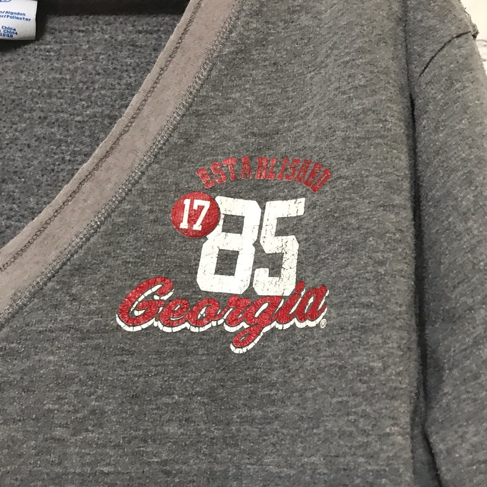 Deep-V UGA Pullover - Picture 2 of 7